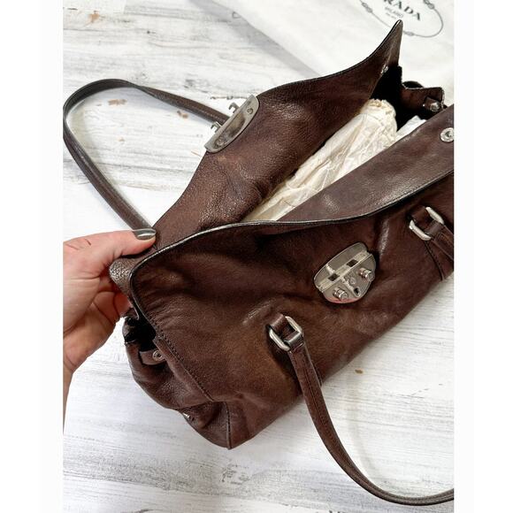 Prada Chocolate Brown Leather Cervo Antik Easy Foldover Pushlock Shoulder Purse - Picture 13 of 14
